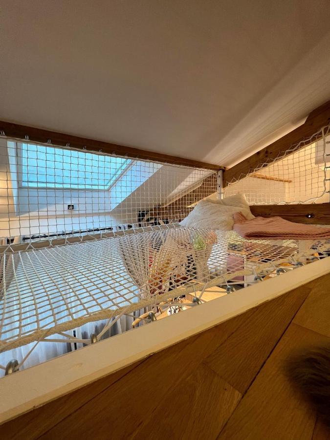 Le Maréchal Duplex - Appartement Cosy avec Baignoire spa Balnéo - CAEN hyper Centre Esterno foto