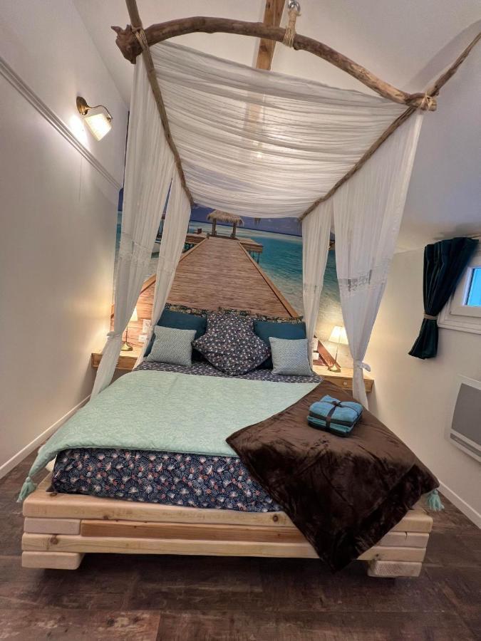 Le Maréchal Duplex - Appartement Cosy avec Baignoire spa Balnéo - CAEN hyper Centre Esterno foto